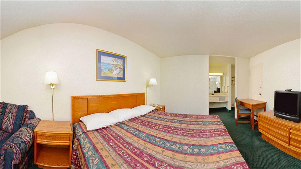 Americas Best Value Inn - Уилсон Экстерьер фото