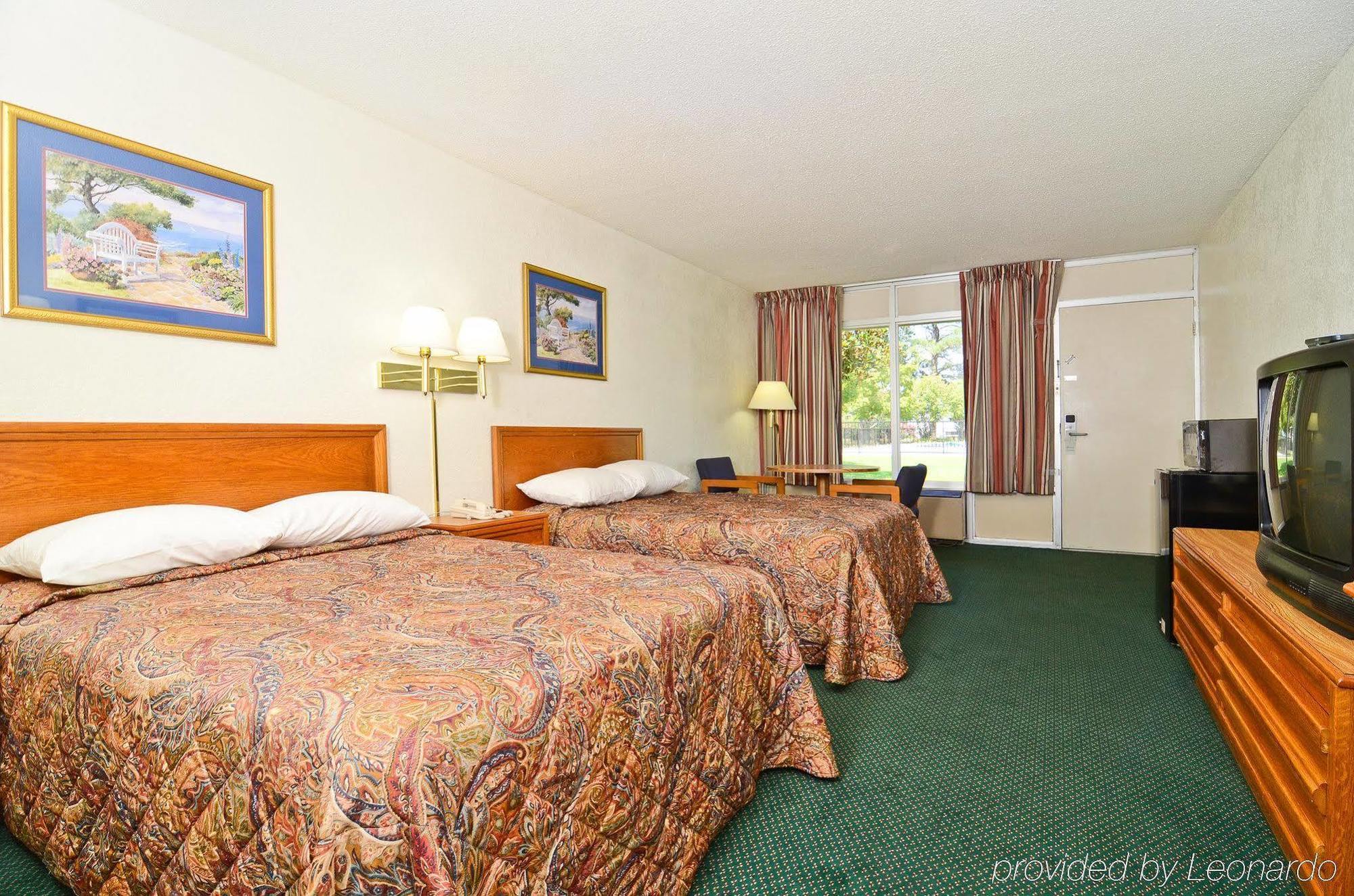 Americas Best Value Inn - Уилсон Номер фото
