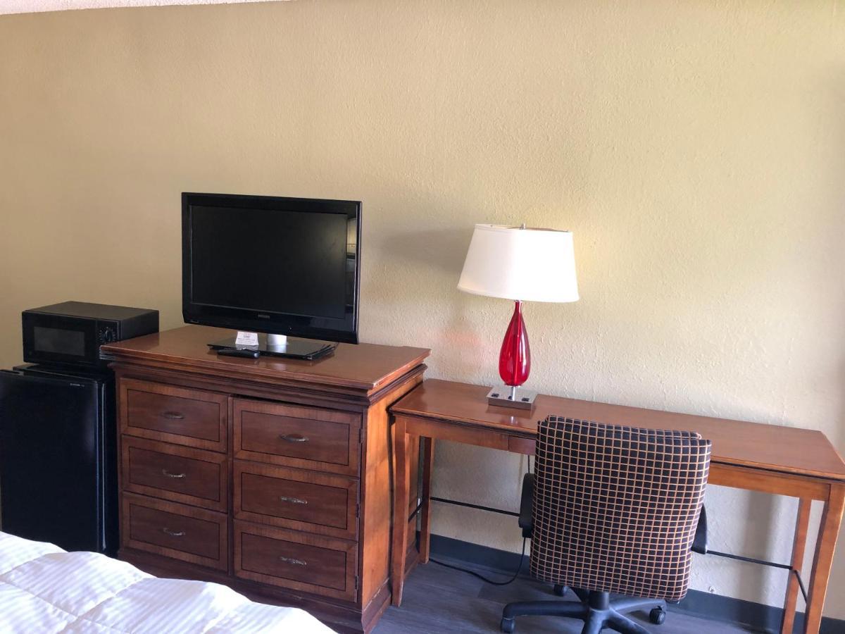 Americas Best Value Inn - Уилсон Экстерьер фото